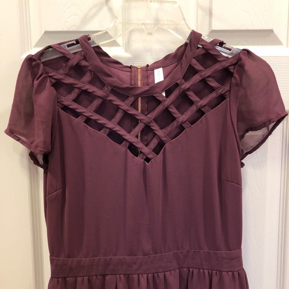 Dress w/ Cutouts - Picture 3 of 7